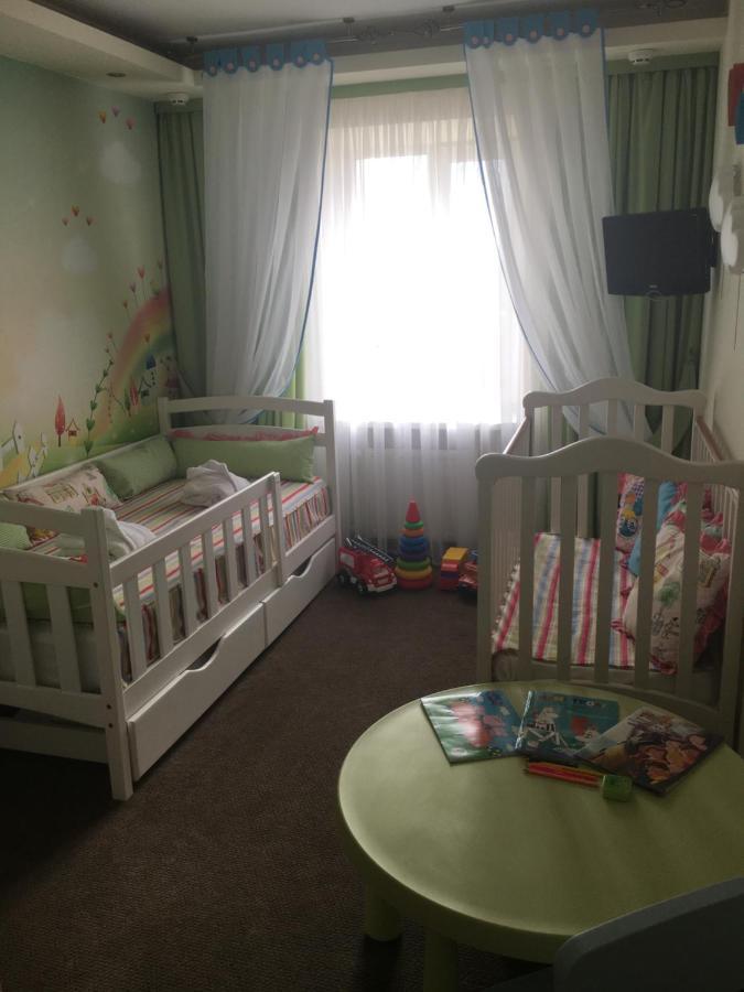 Druzhba Hotel Krzywy Róg Zewnętrze zdjęcie