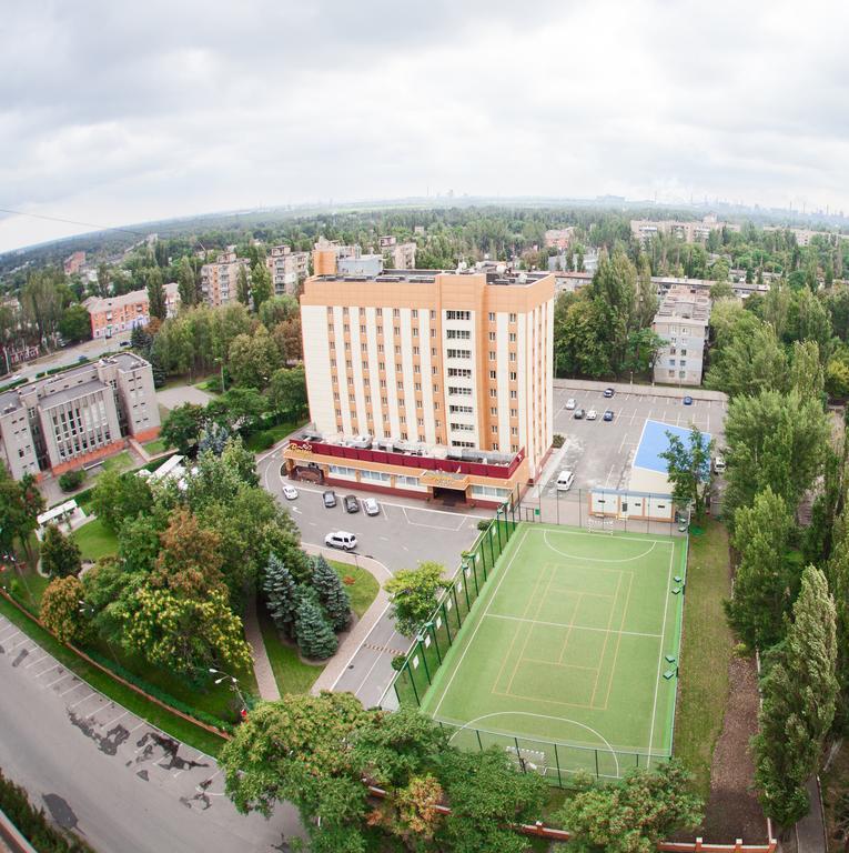 Druzhba Hotel Krzywy Róg Zewnętrze zdjęcie